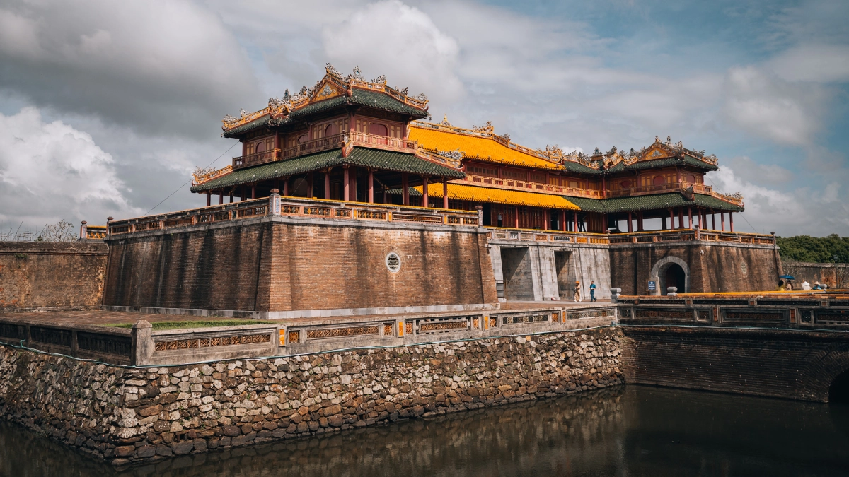 Day 1: Discover the Imperial History of Hue